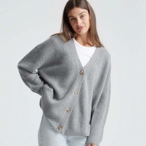 Quince Mongolian Cashmere Oversized Boyfriend Cardigan Sweater